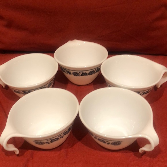 5 Corelle tea cups - Picture 7 of 8